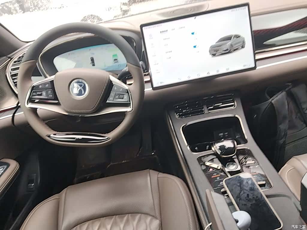BYD Han, 2022 10