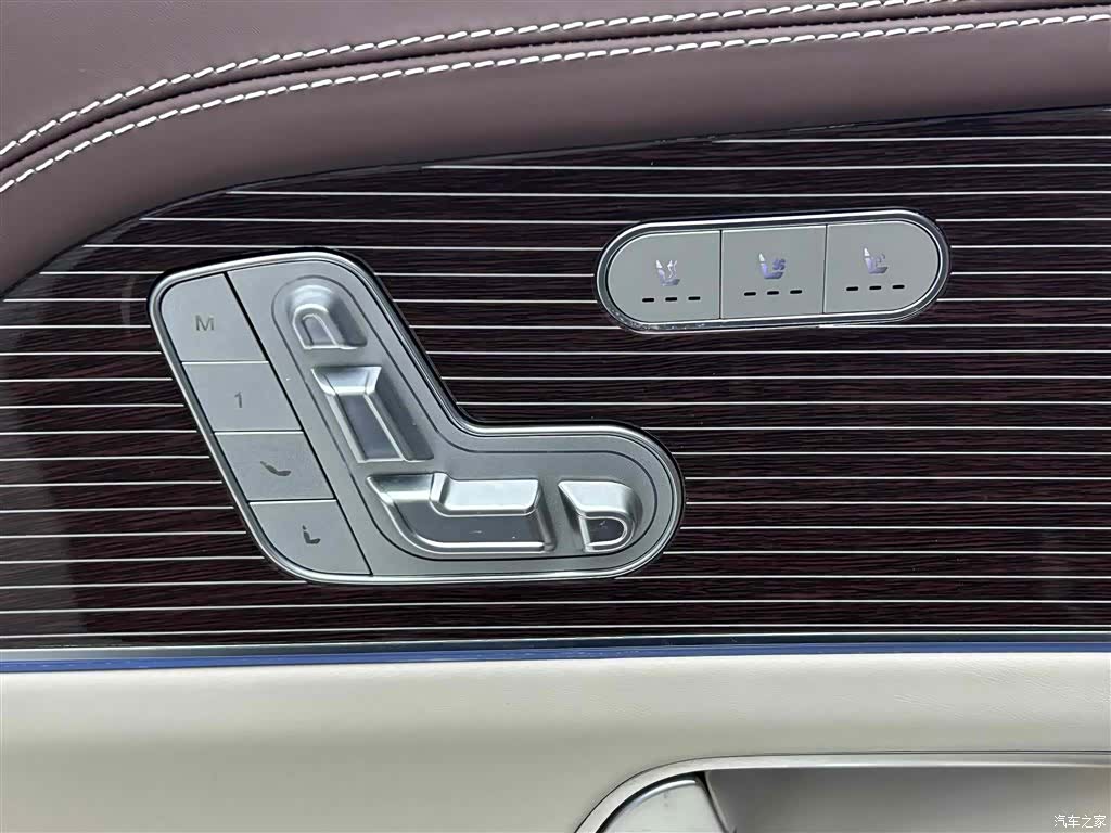 Maybach GLS, 2024 24