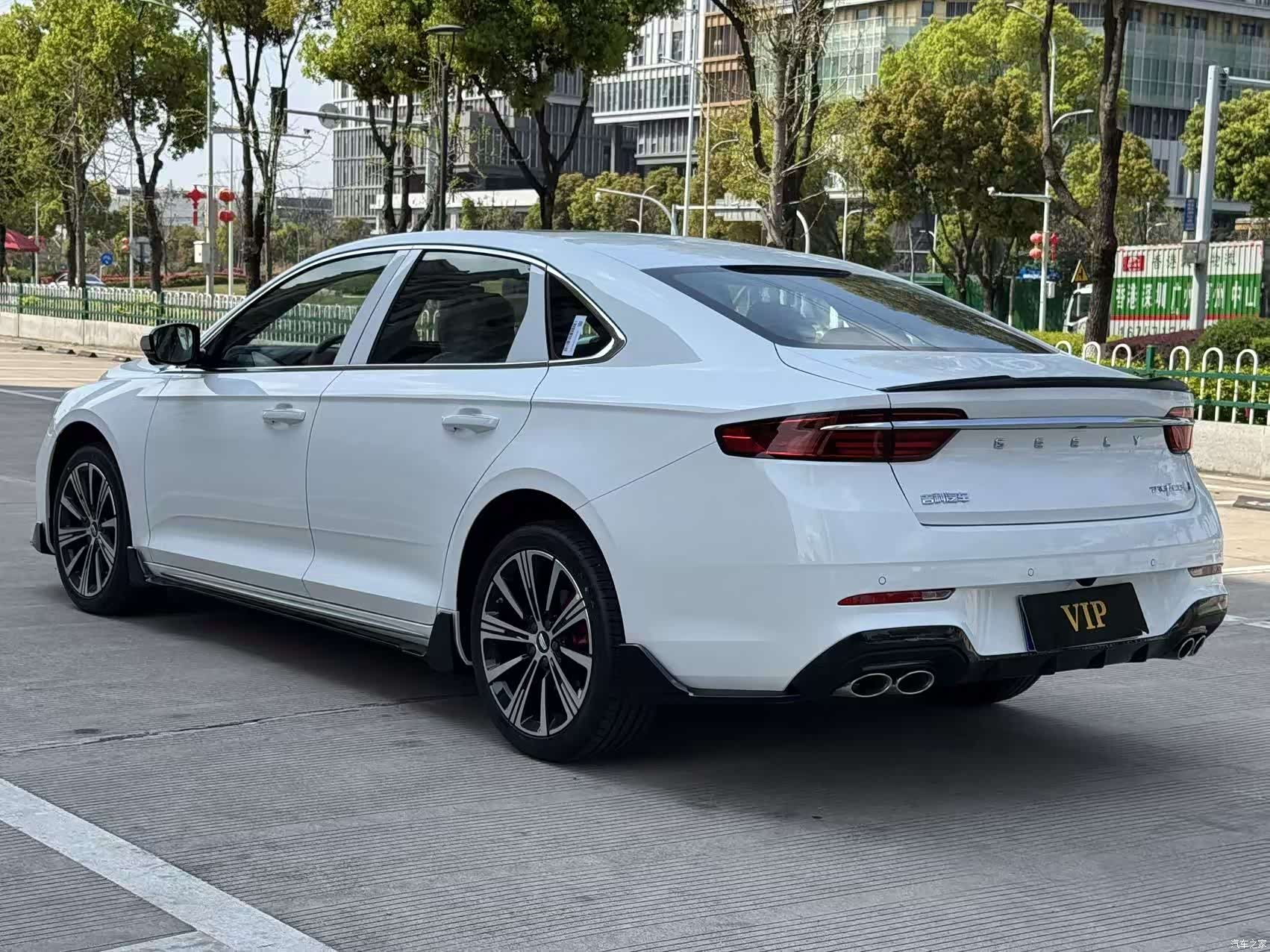 Geely Preface, 2025 11