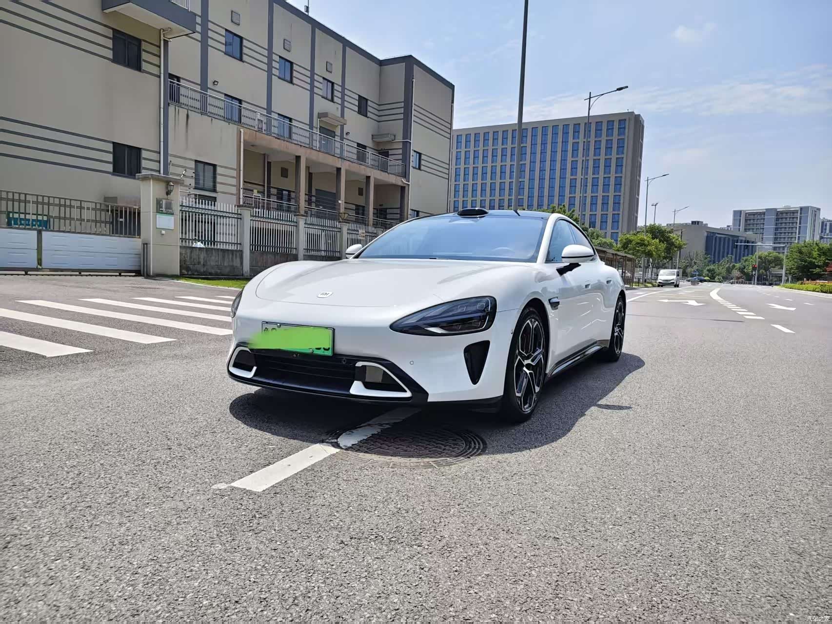 Xiaomi SU7, 2025 1