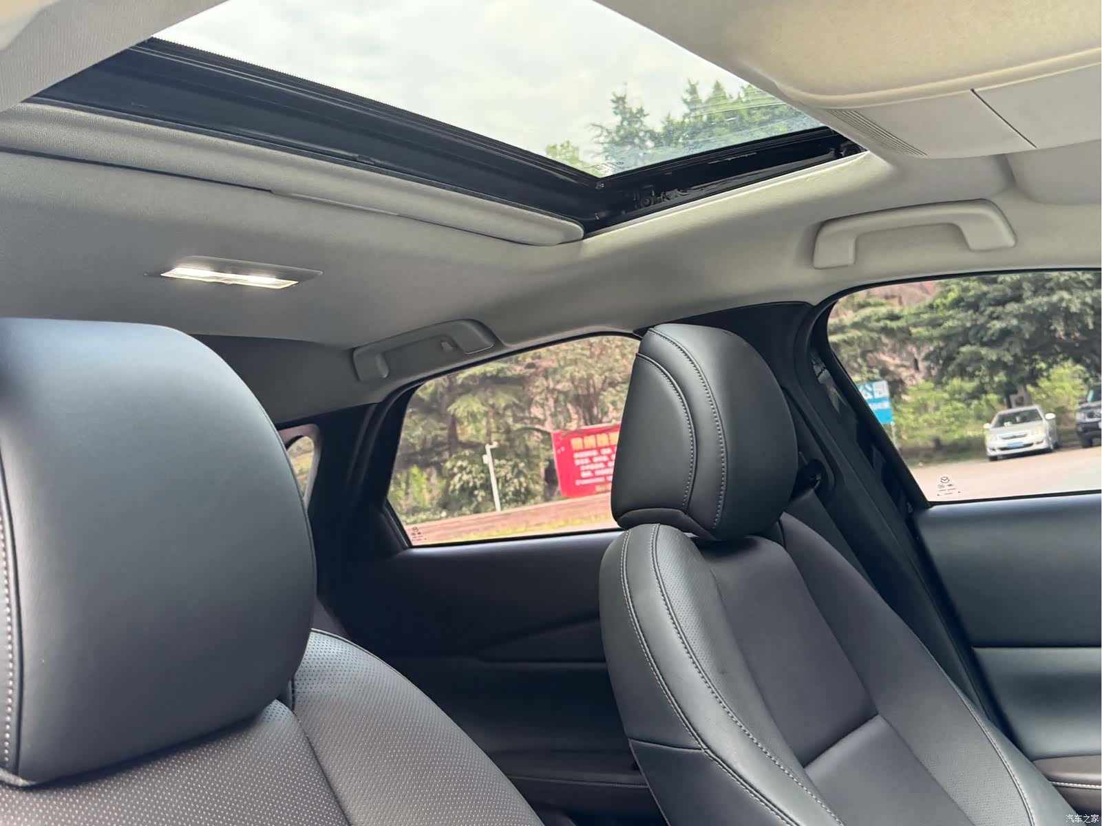 Mazda CX-30, 2022 22