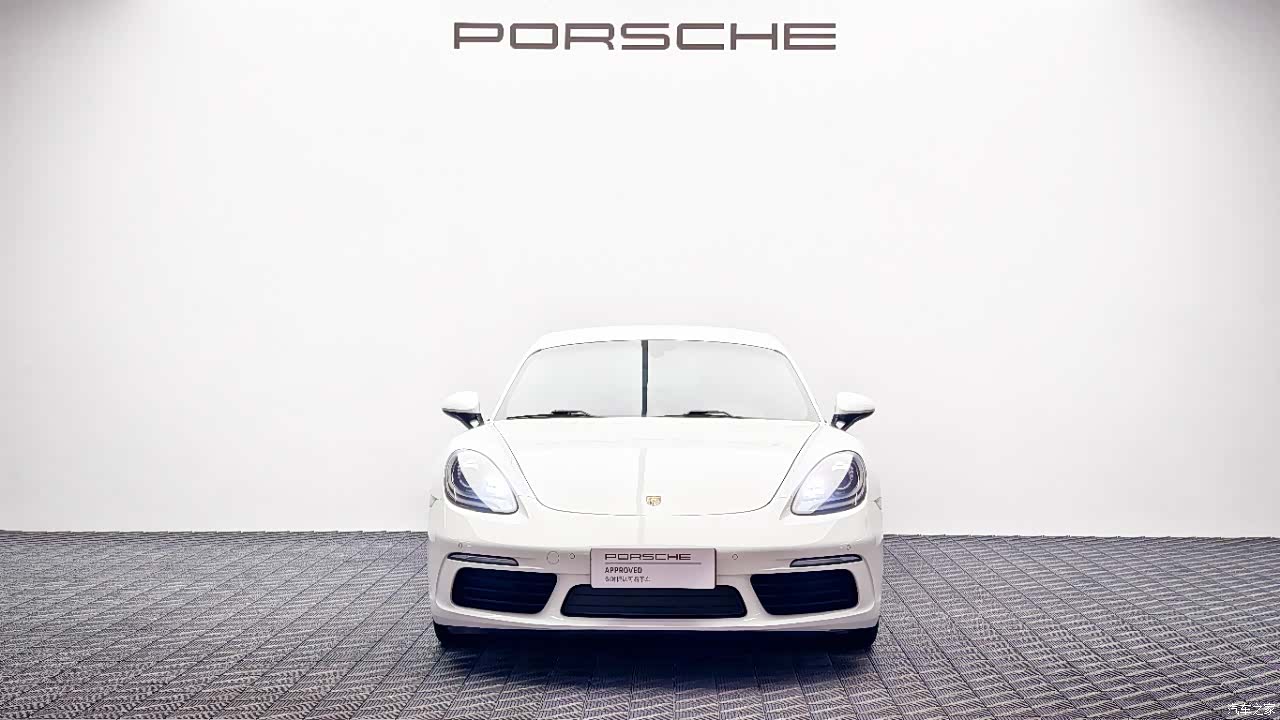 Porsche Cayman, 2019 3