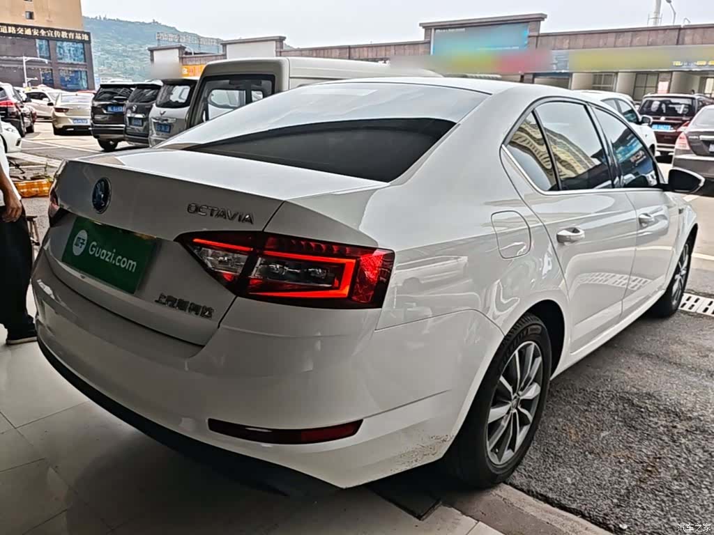 Skoda Octavia, 2018 7