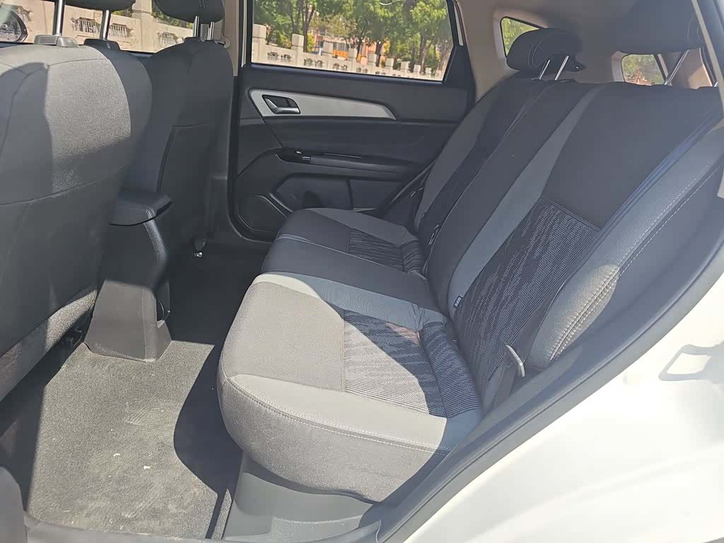 DongFeng AX3, 2019 18