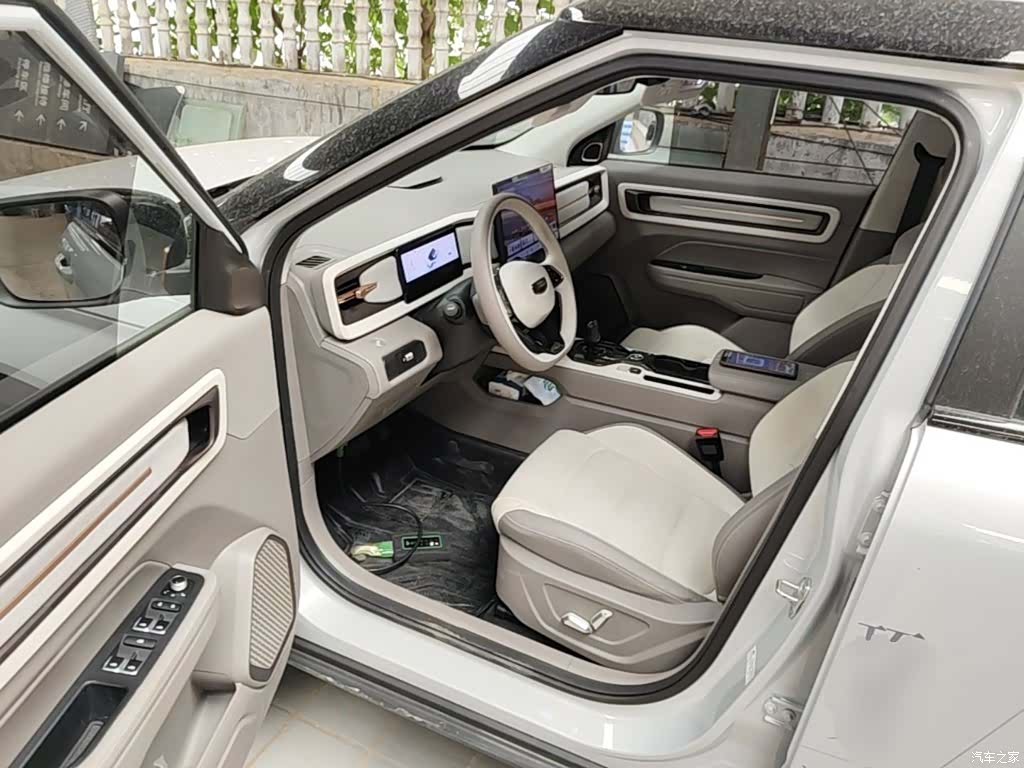 Geely Icon, 2025 16