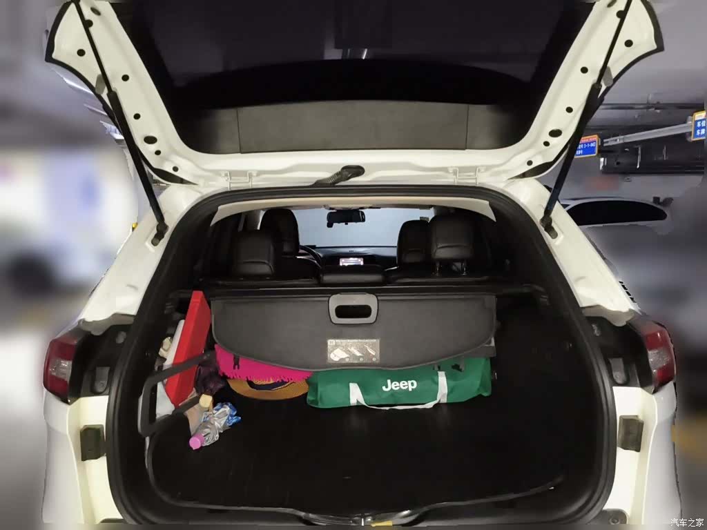 Jeep Cherokee, 2015 20