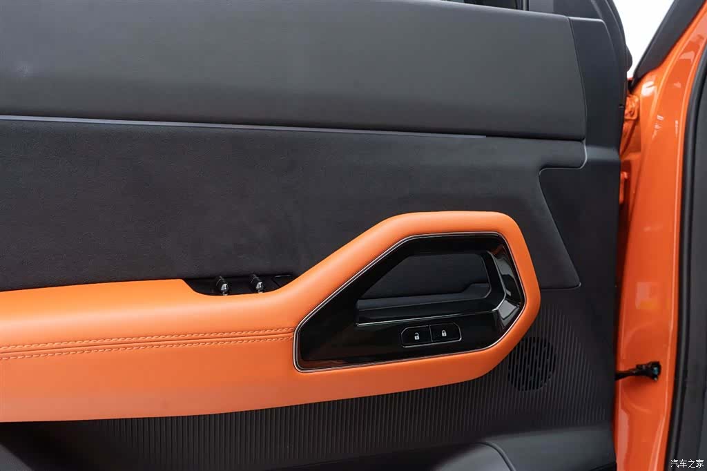 Ford Bronco, 2025 19