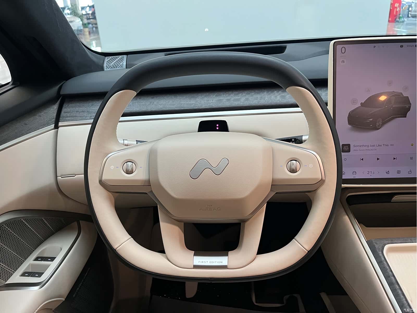 NIO L90, 2025 12