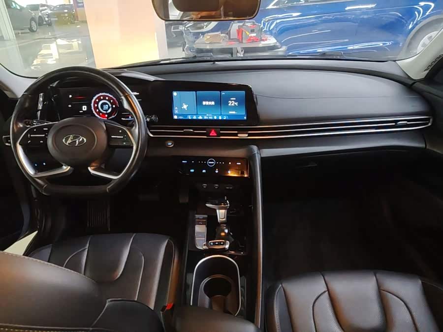Hyundai Elantra 2020, фото 5