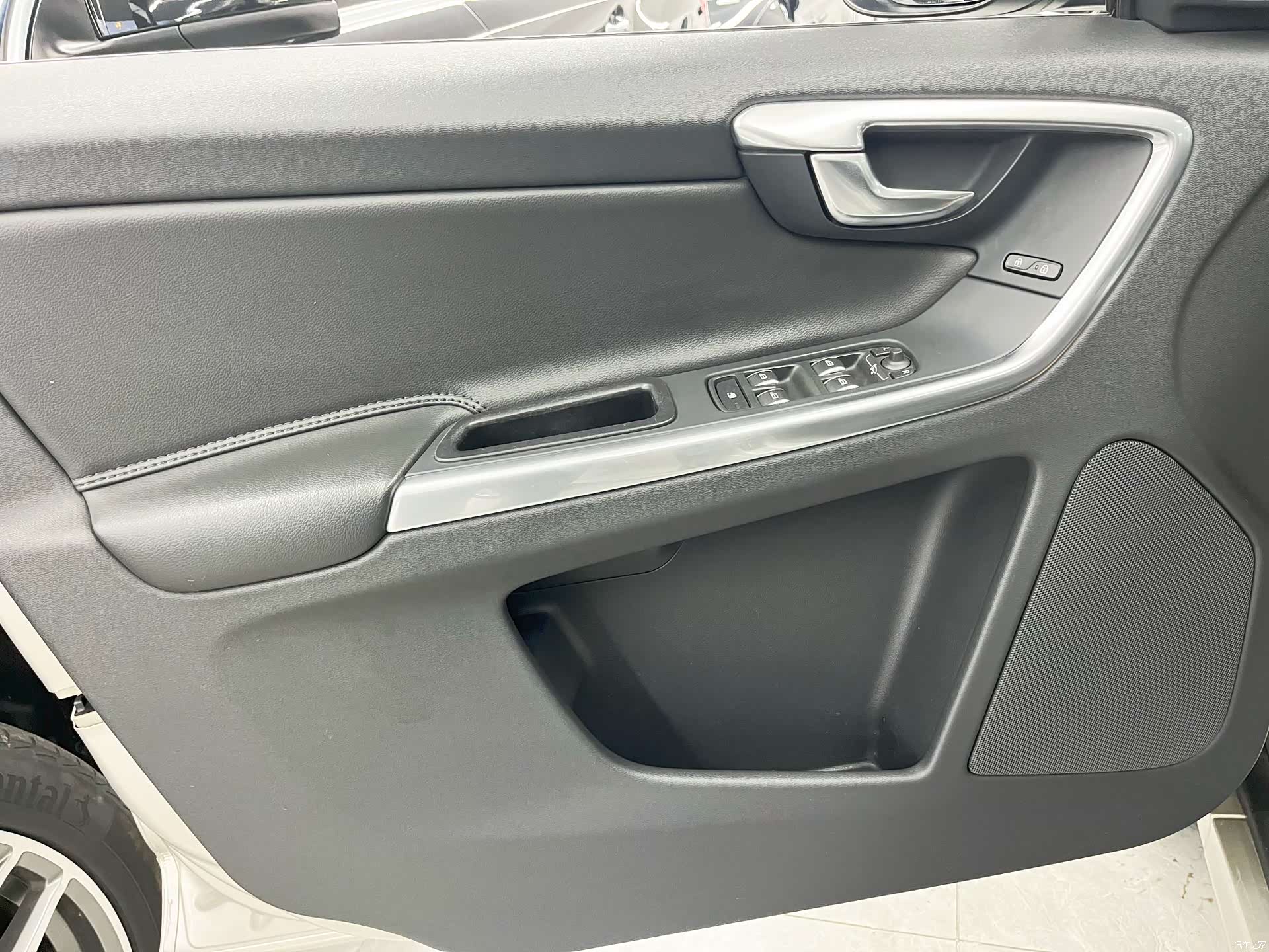 Volvo XC60, 2017 14