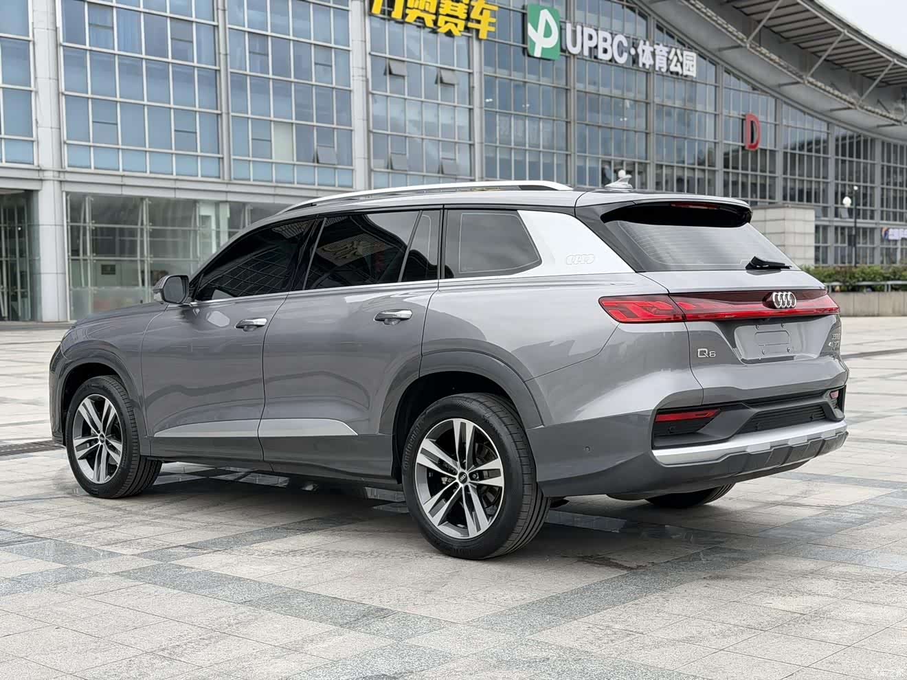 Audi Q6, 2022 7
