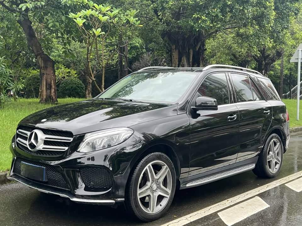 Mercedes-Benz GLE Mercedes-Benz GLE