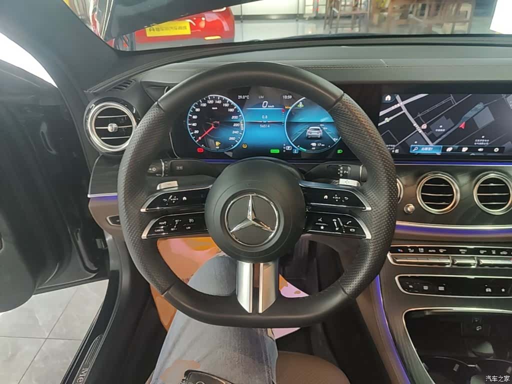 Mercedes-Benz E-Class, 2023 11