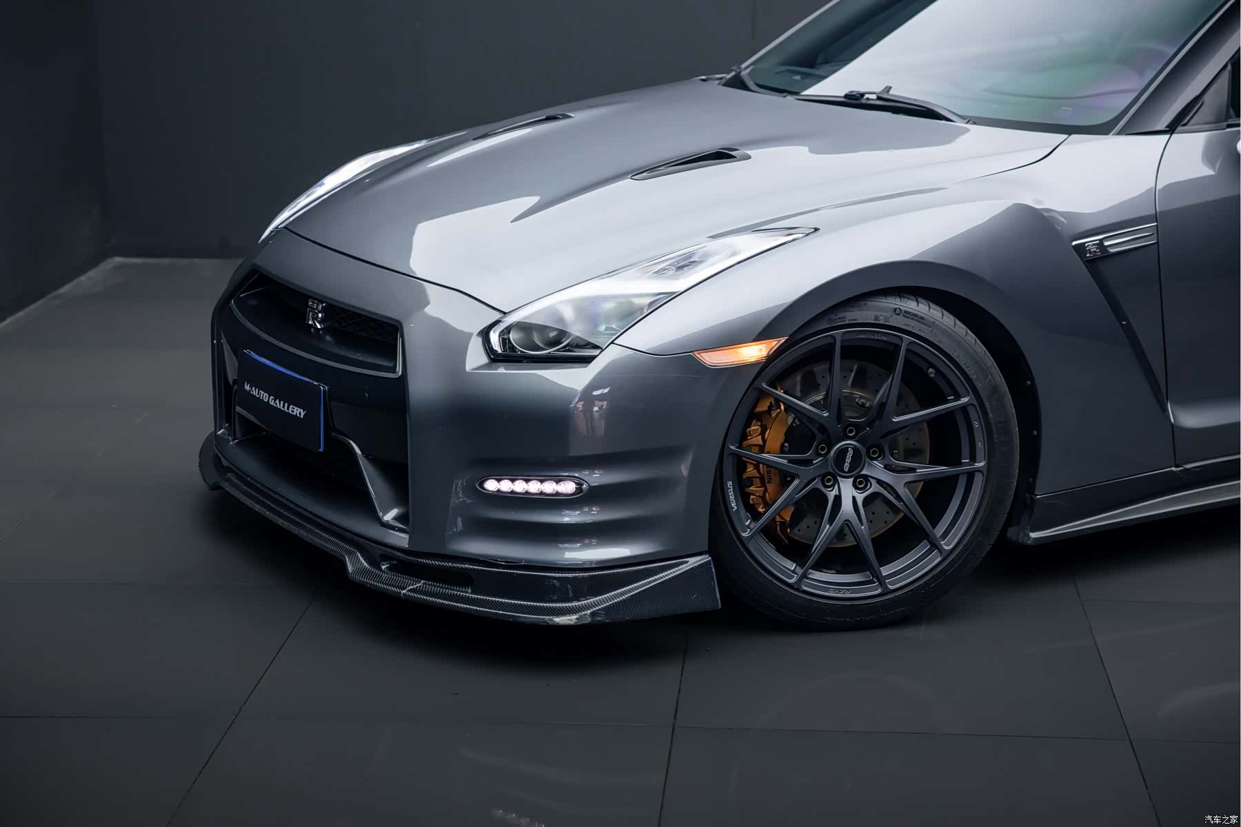 Nissan GT-R, 2011 13