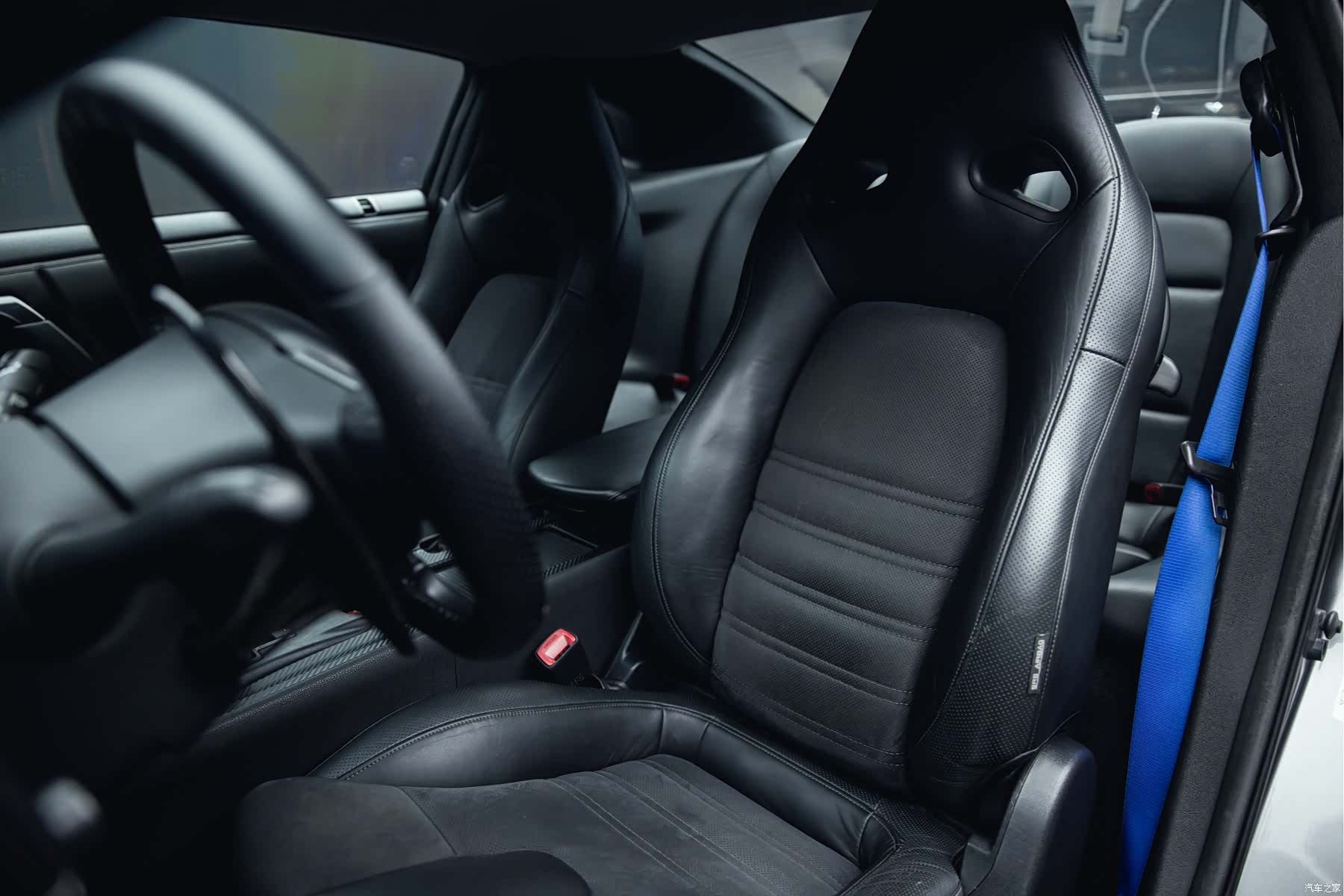 Nissan GT-R, 2011 28