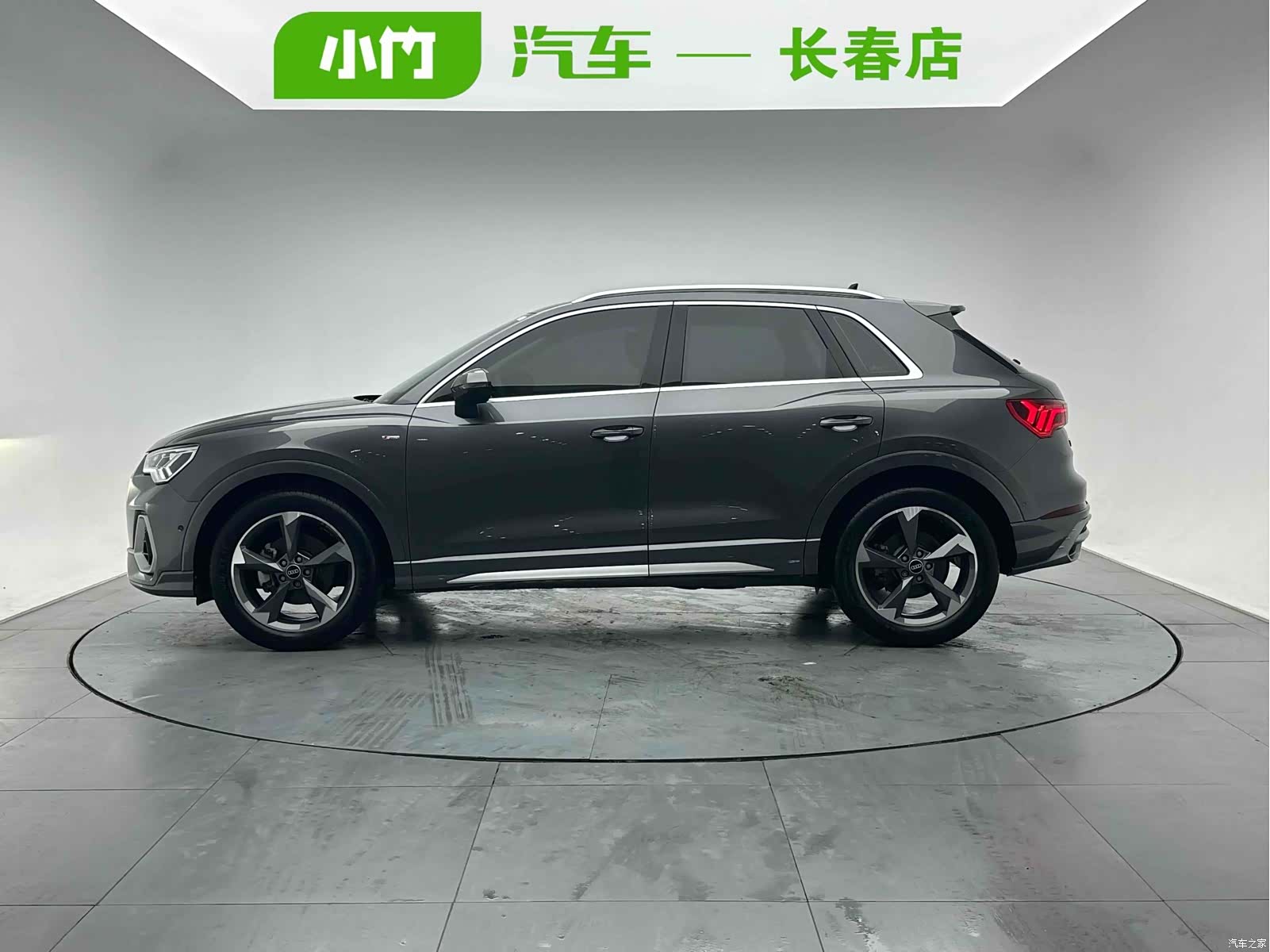 Audi Q3, 2022 3