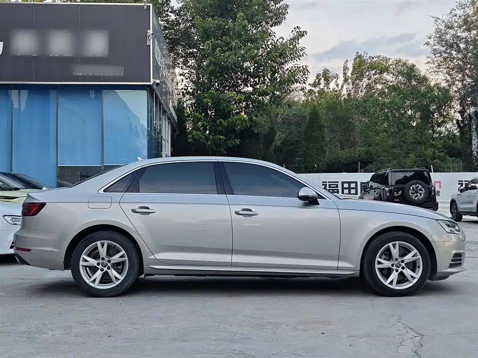 Audi A4L