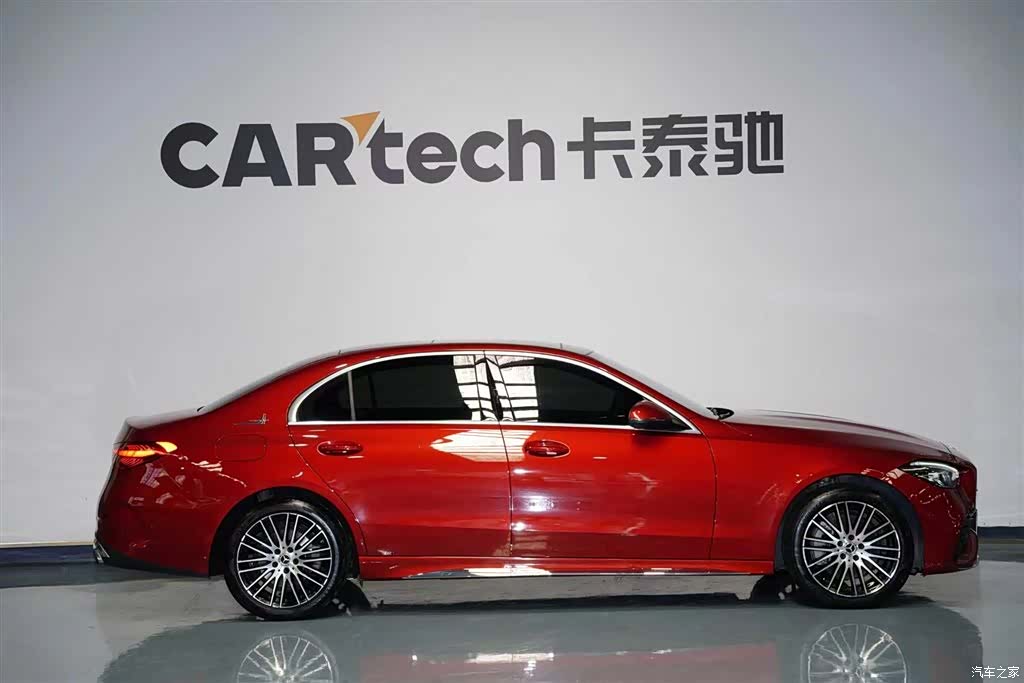 Mercedes-Benz C-Class, 2022 3