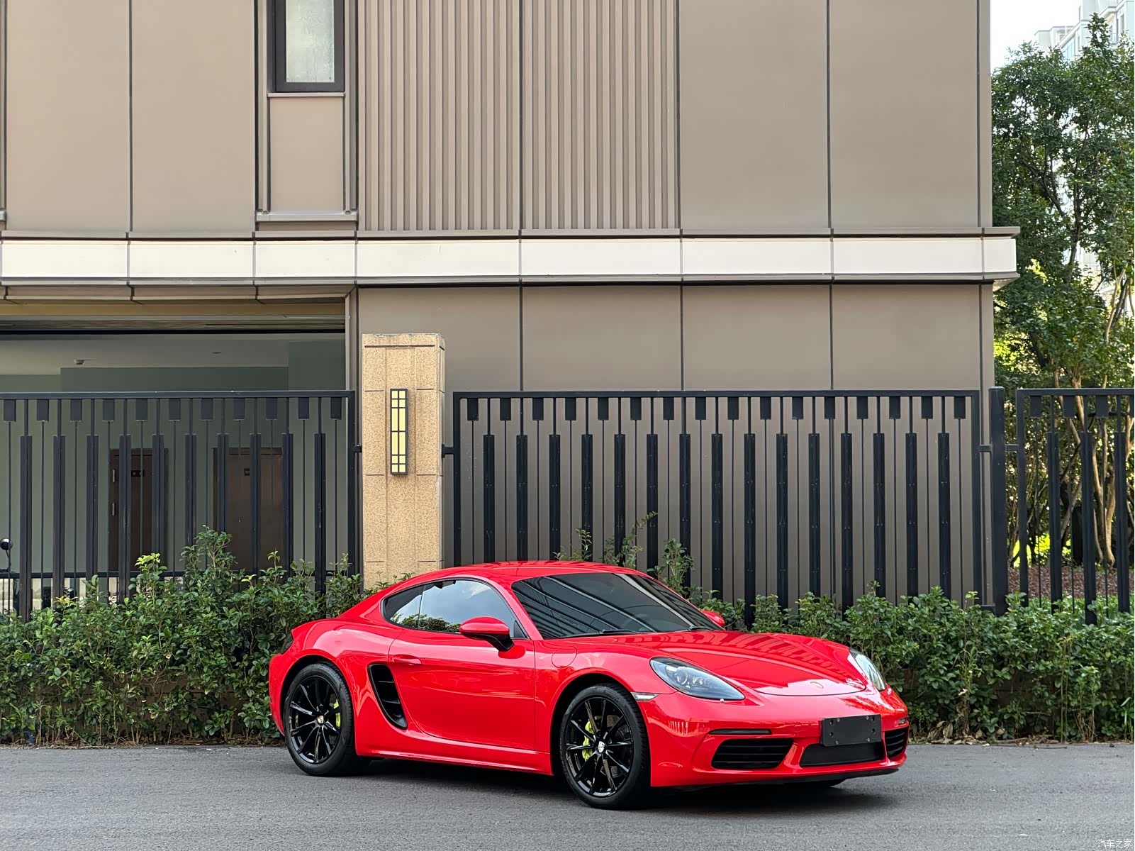 Porsche Cayman, 2017 3