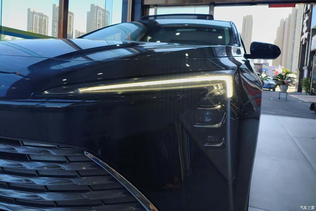 Buick LaCrosse, 2024 все фото