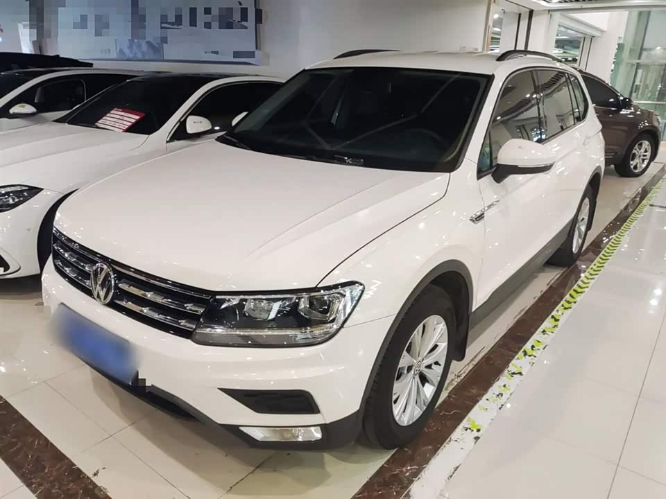 Volkswagen Tiguan L
