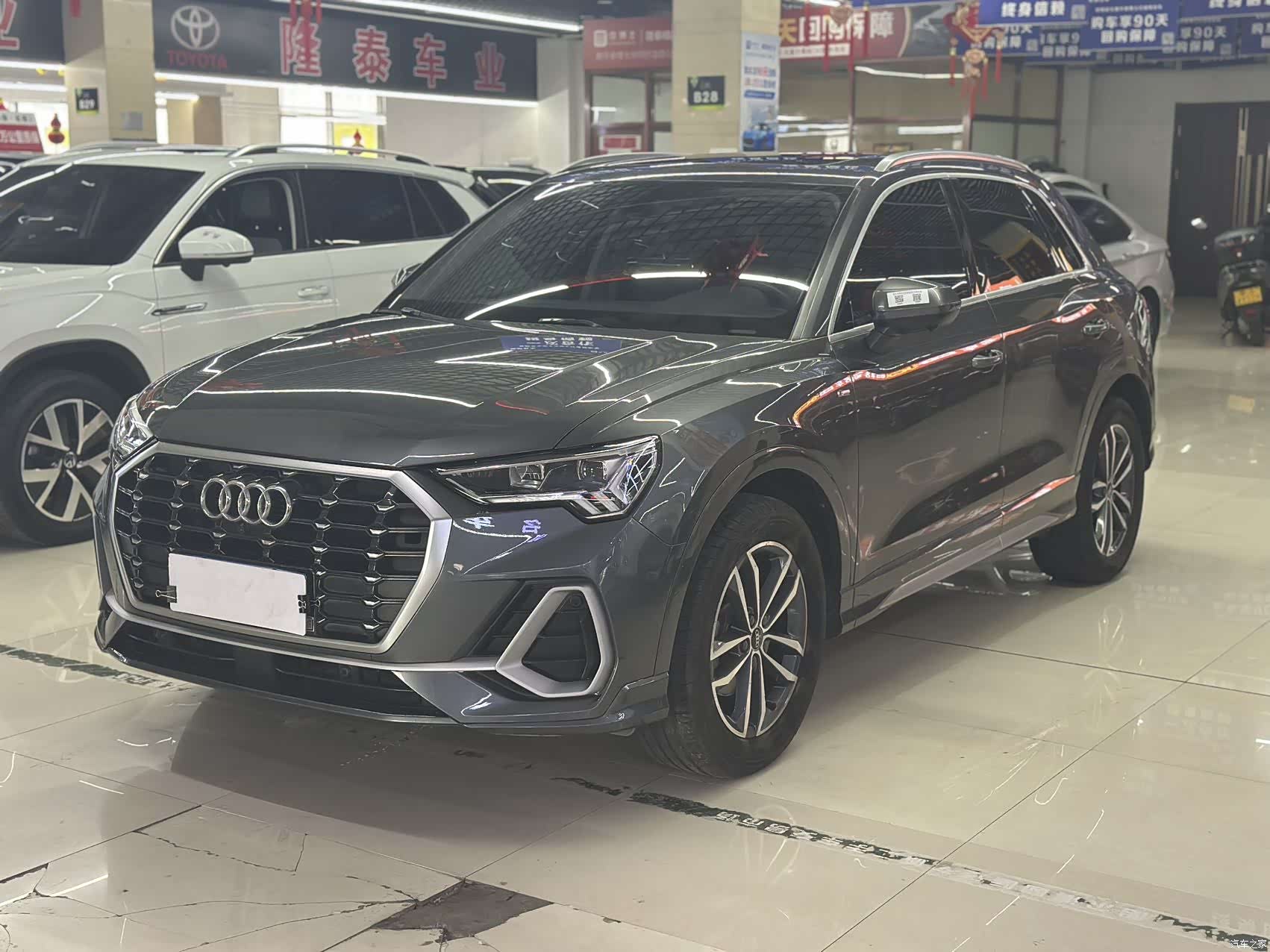 Audi Q3, 2021 1