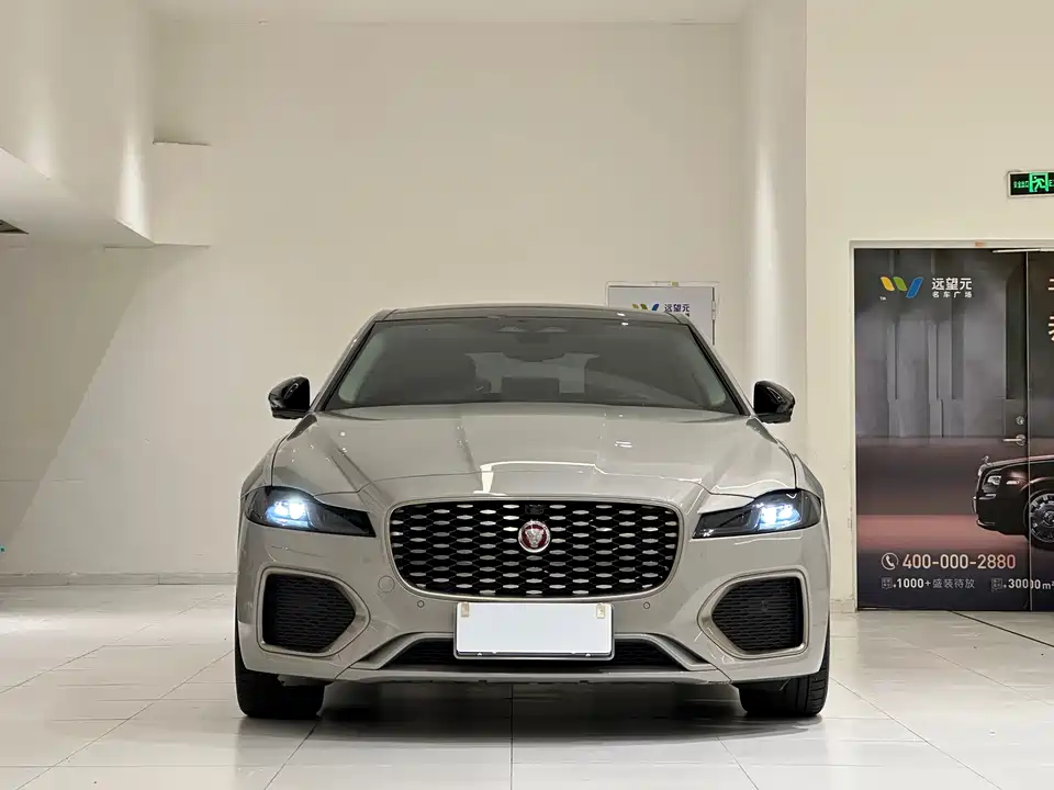 Jaguar XFL