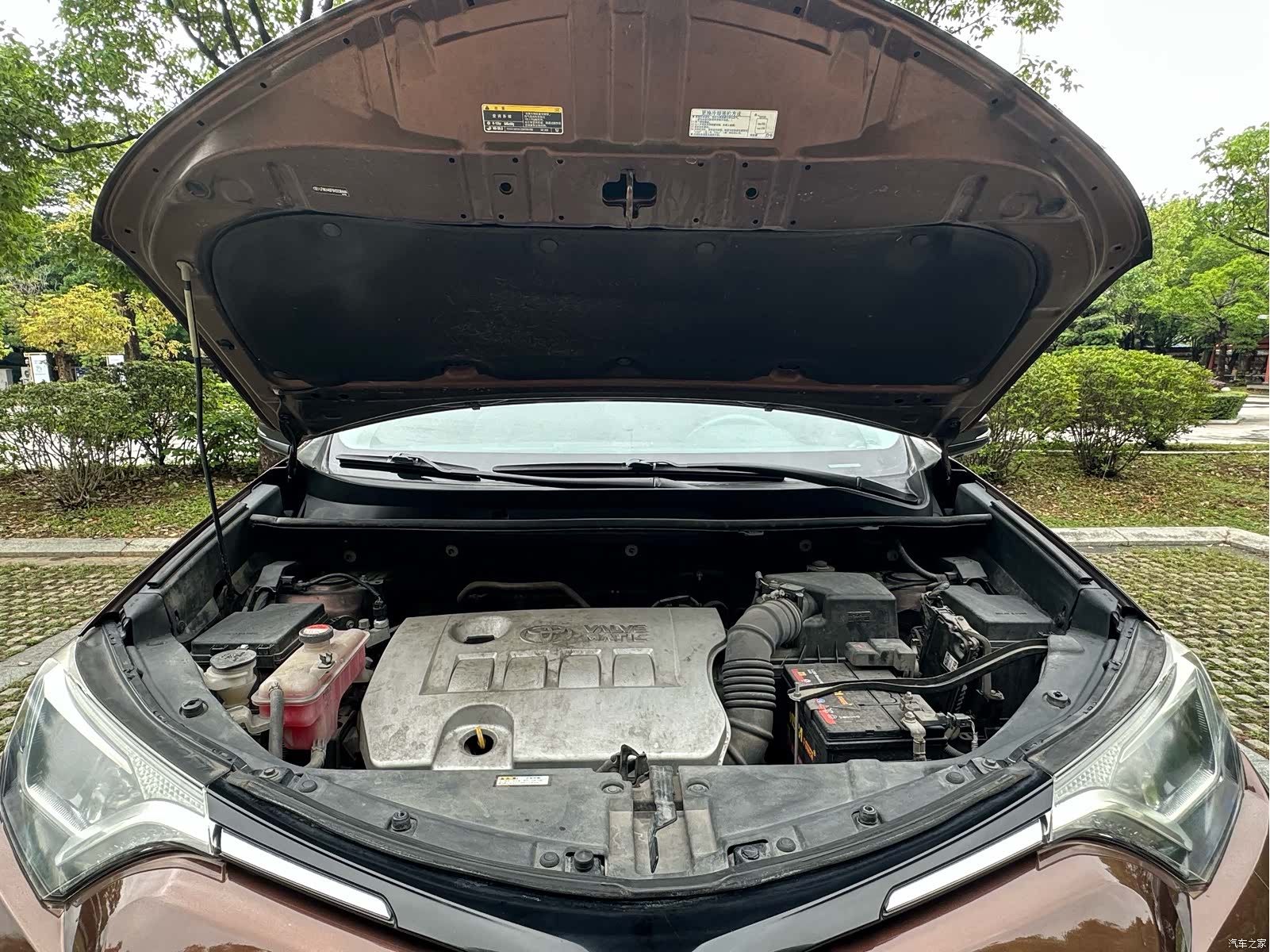 Toyota RAV4, 2017 14
