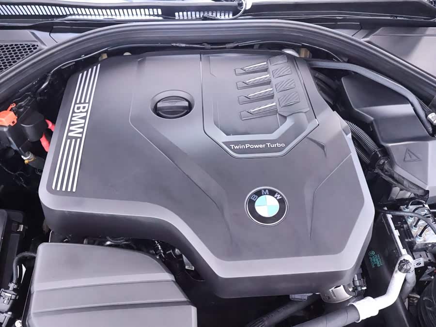 BMW 3 Series 2025, фото 24