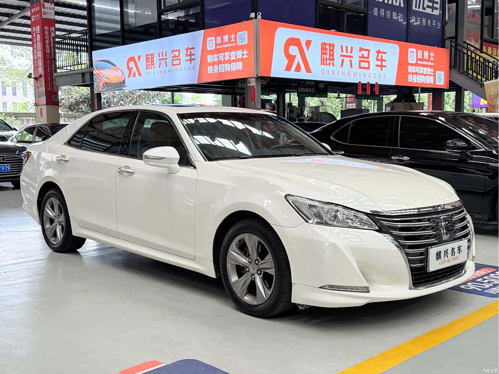 Toyota Crown, 2016 3