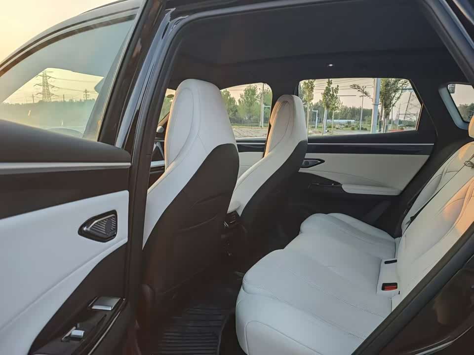 Geely Galaxy Galaxy L7