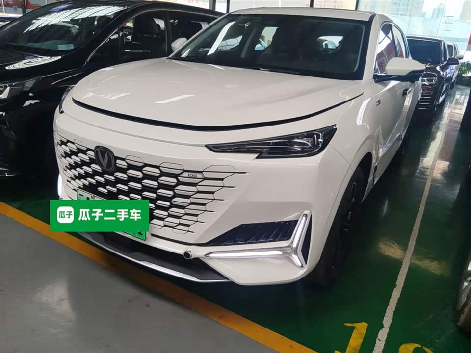 Changan UNI-K Smart iDD