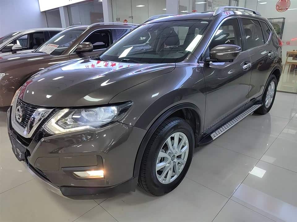 Nissan Qijun