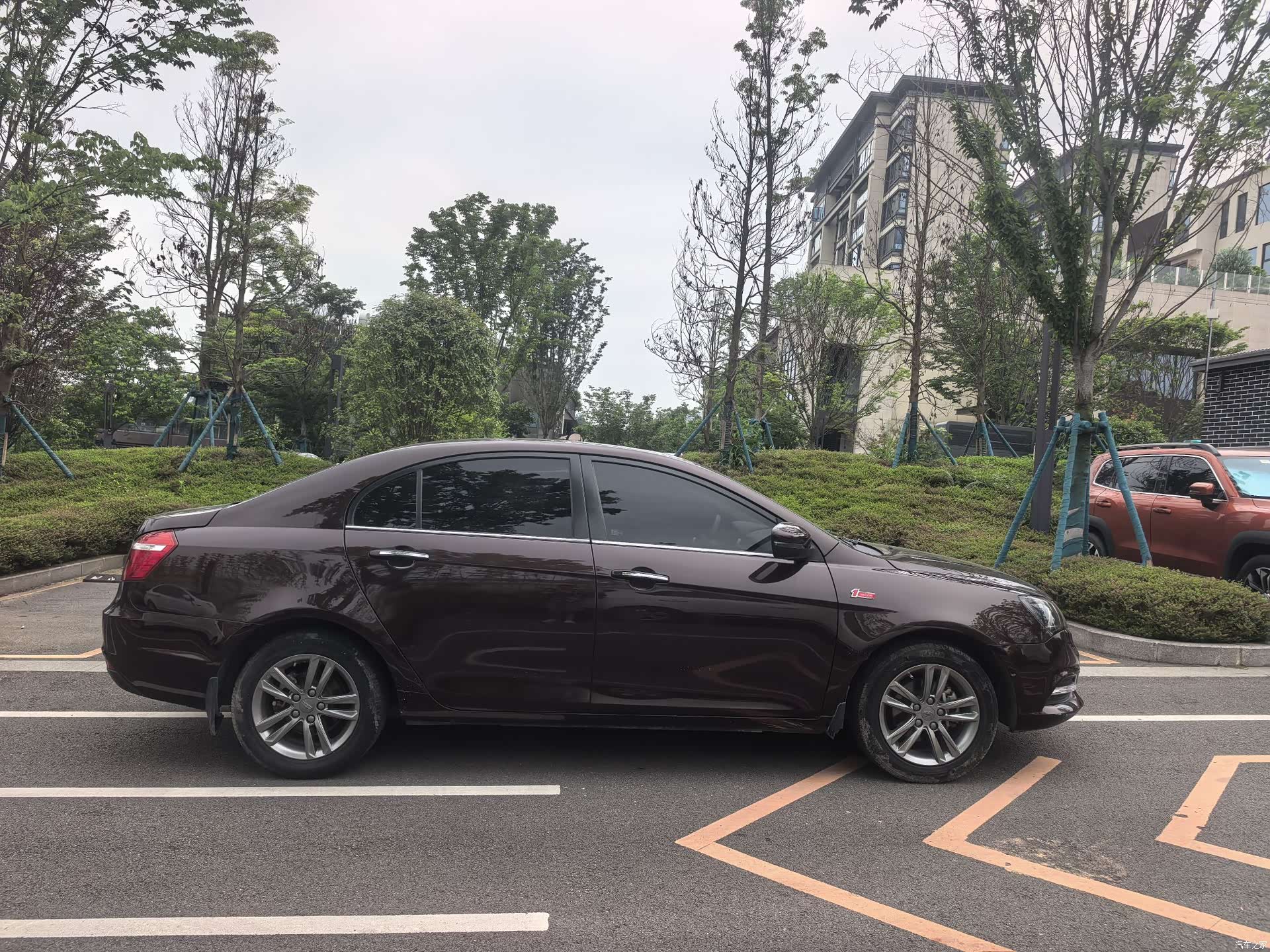 Geely Emgrand, 2017 4