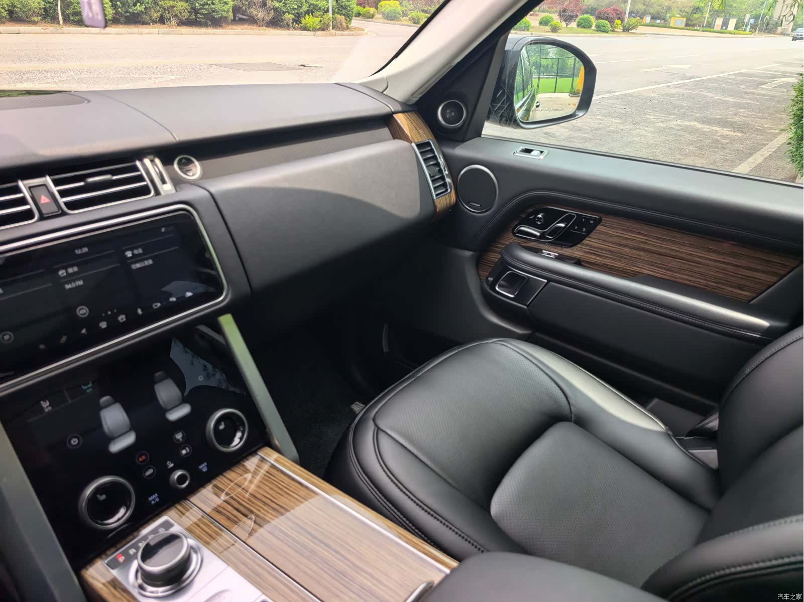 Land Rover Range Rover, 2018 28