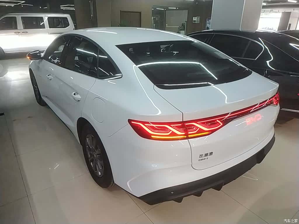 BYD Qin, 2026 все фото