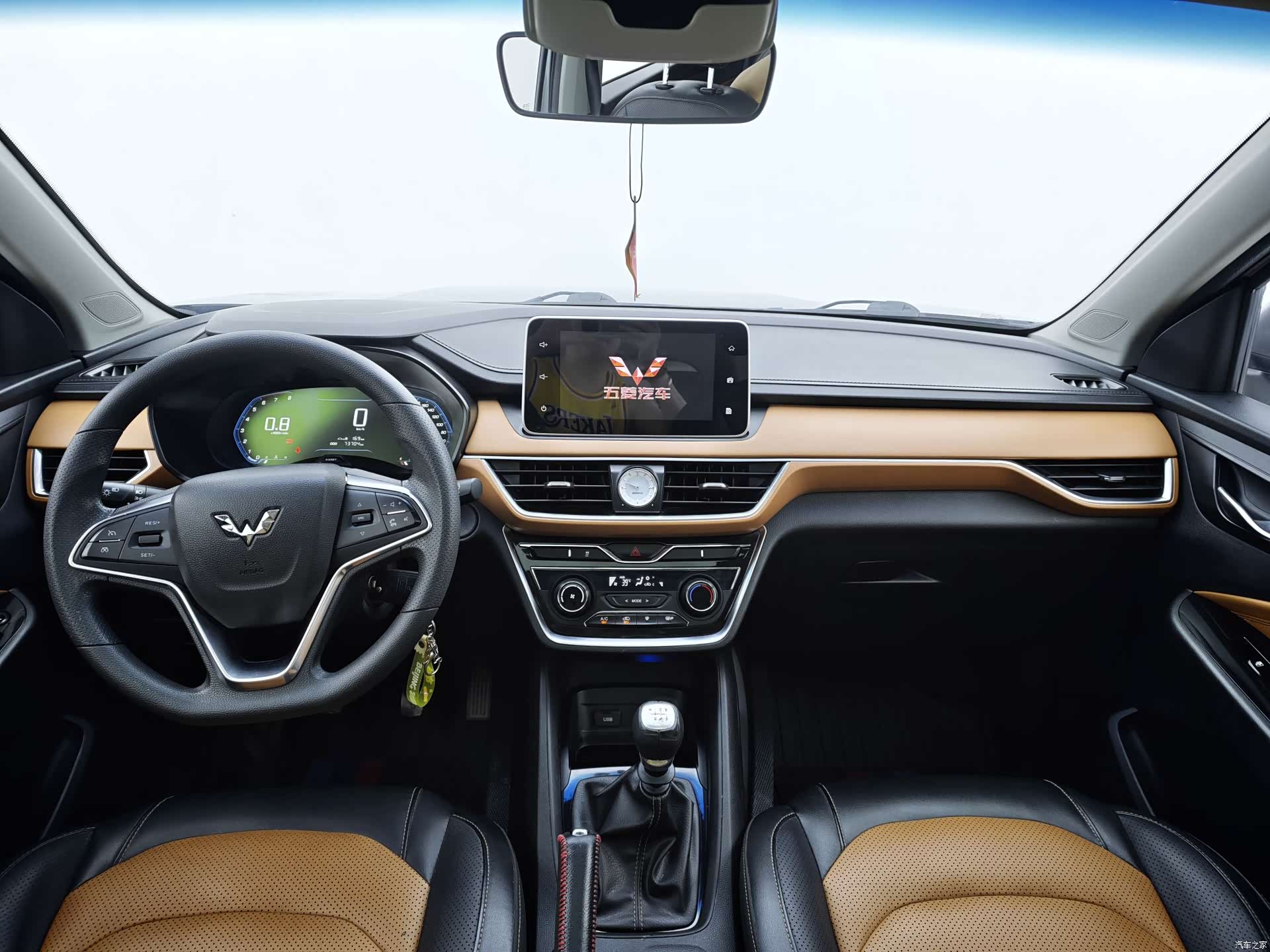 Wuling Hongguang, 2018 14