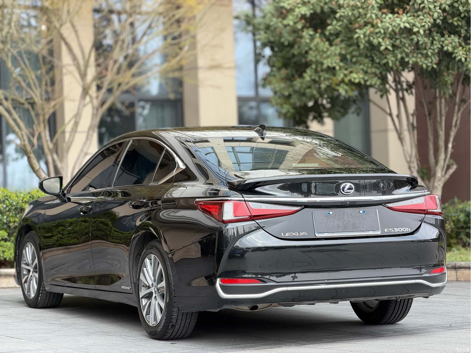 Lexus ES, 2020 9