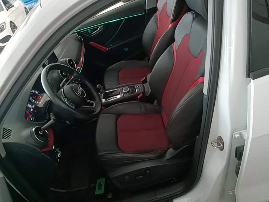 Audi Q2L 2019, фото 14