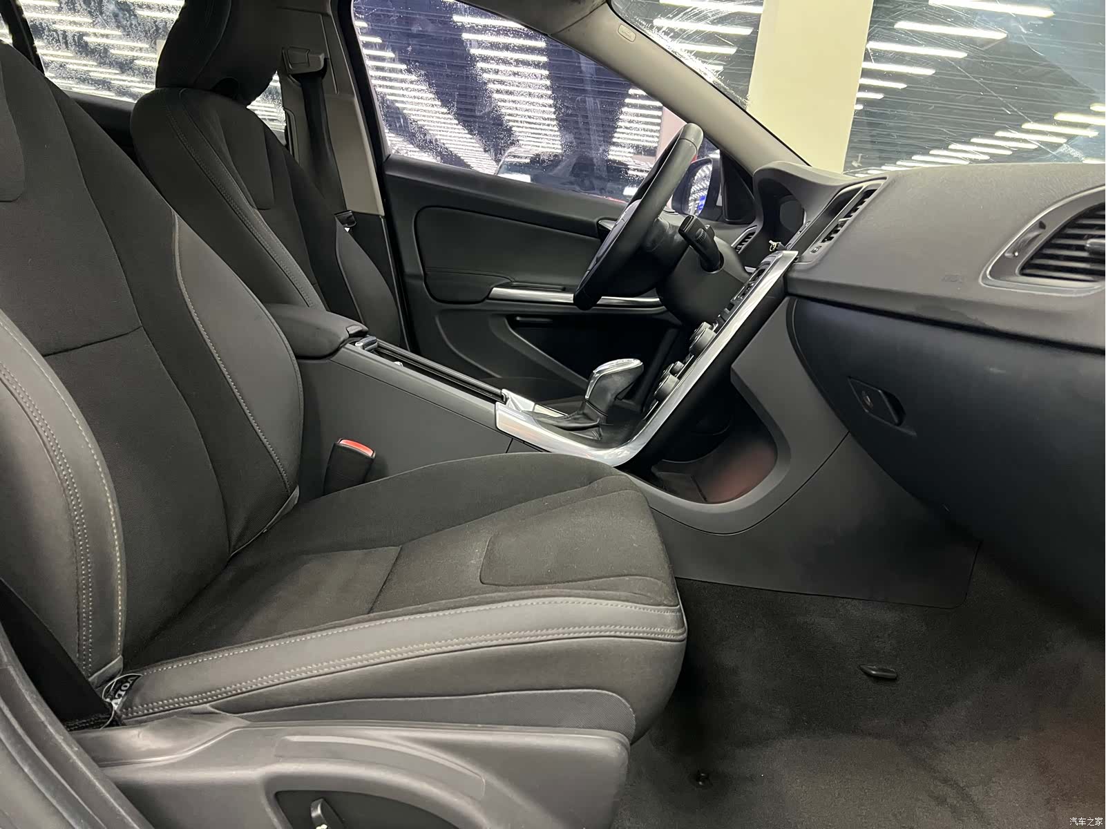 Volvo S60, 2013 8