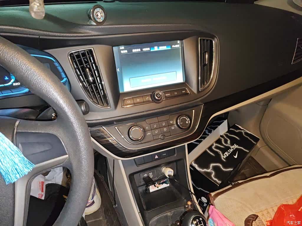 Roewe 360, 2016 10