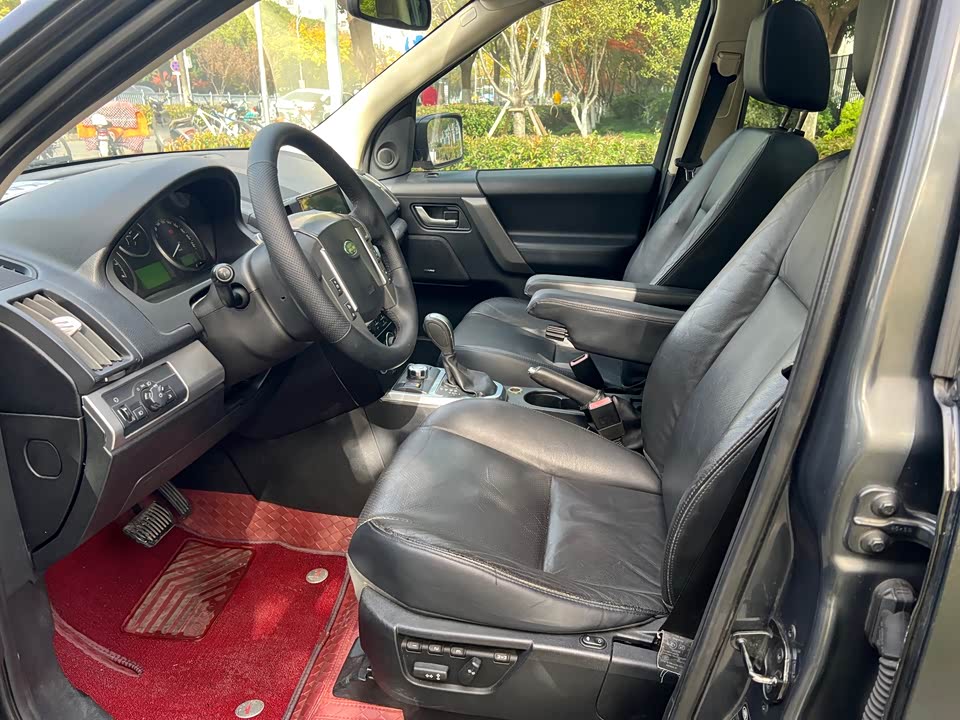 Land Rover Freelander 2