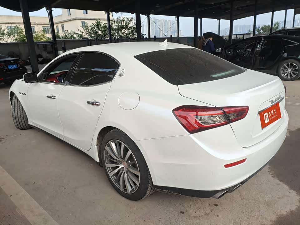 Maserati Ghibli