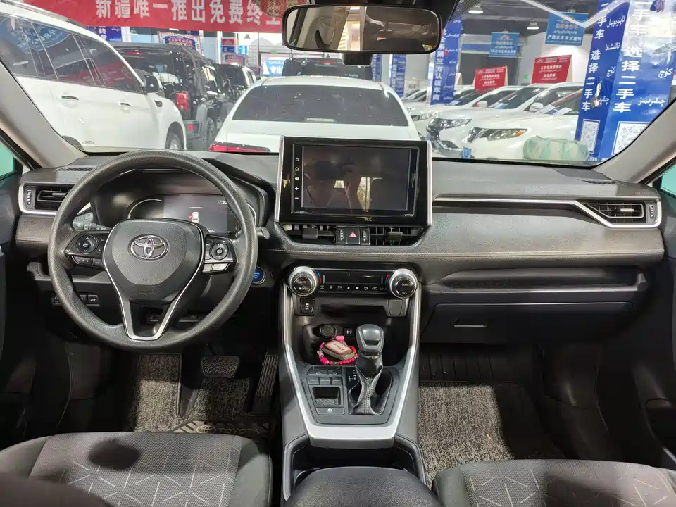 Toyota RAV4 Rongfang