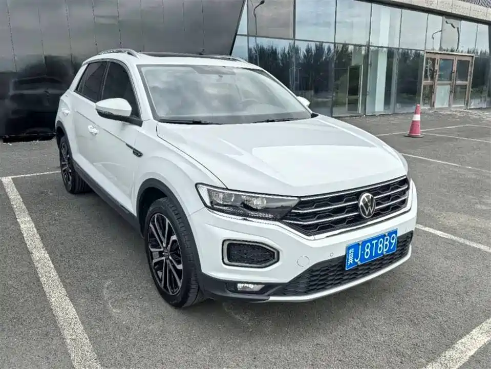 Volkswagen T-ROC exploring Songs