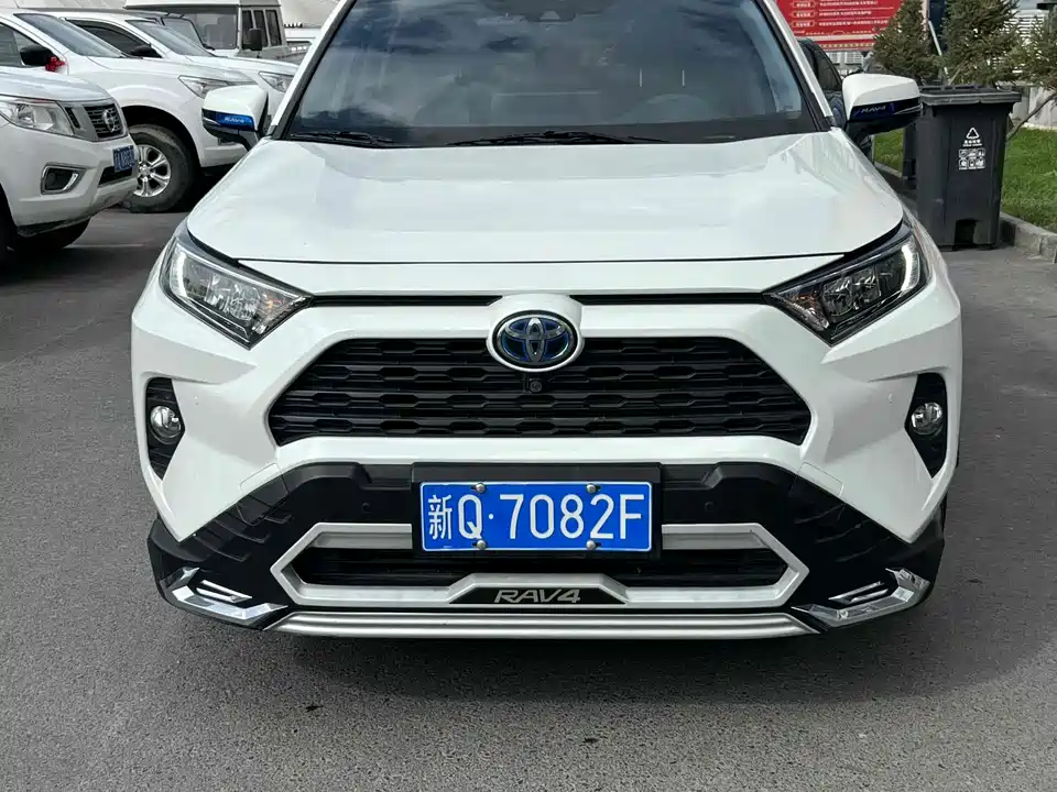Toyota RAV4 Rongfang