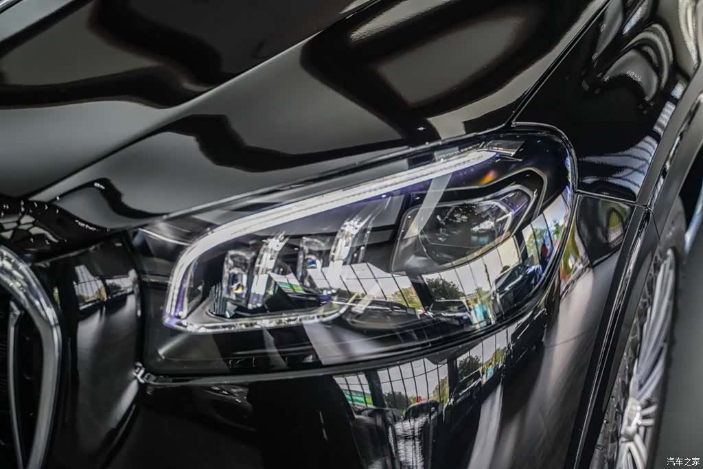 Maybach GLS, 2025 6