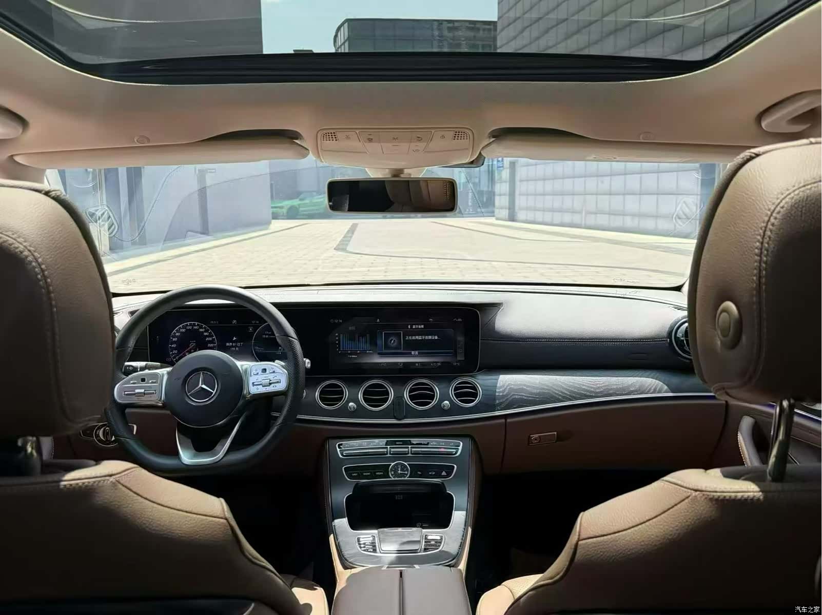 Mercedes-Benz E-Class, 2019 4