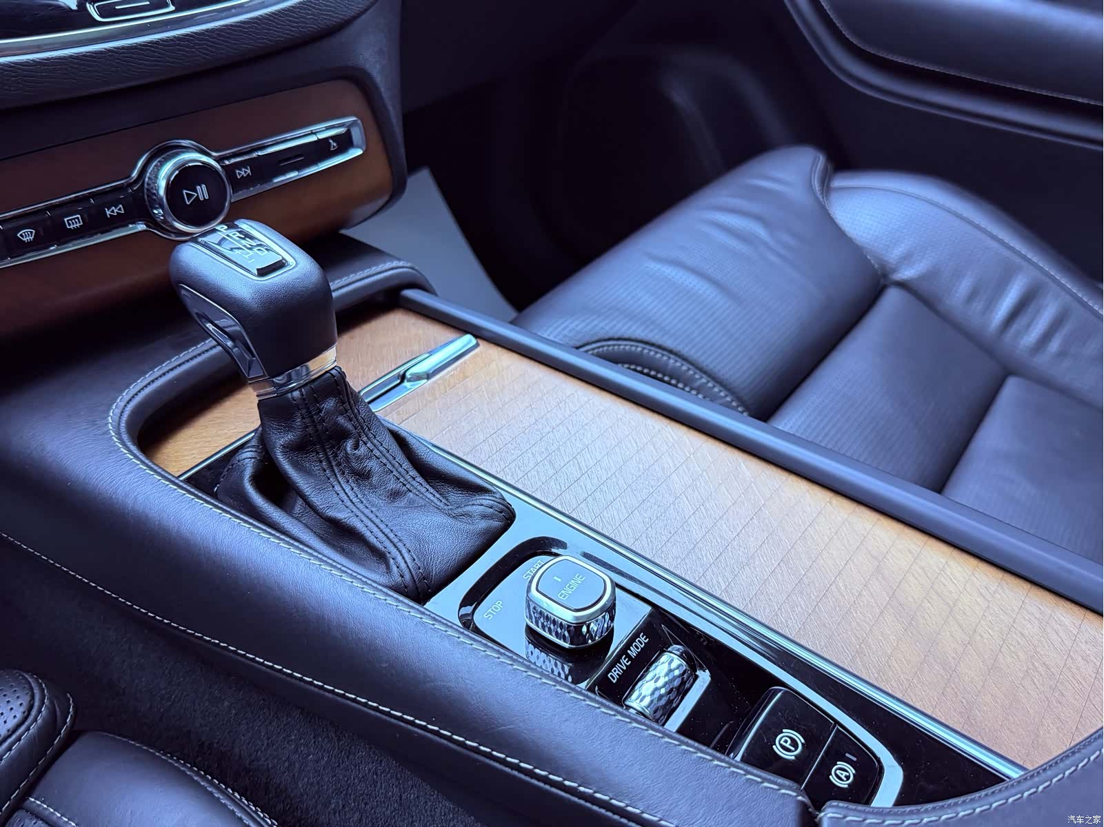 Volvo XC90, 2017 13