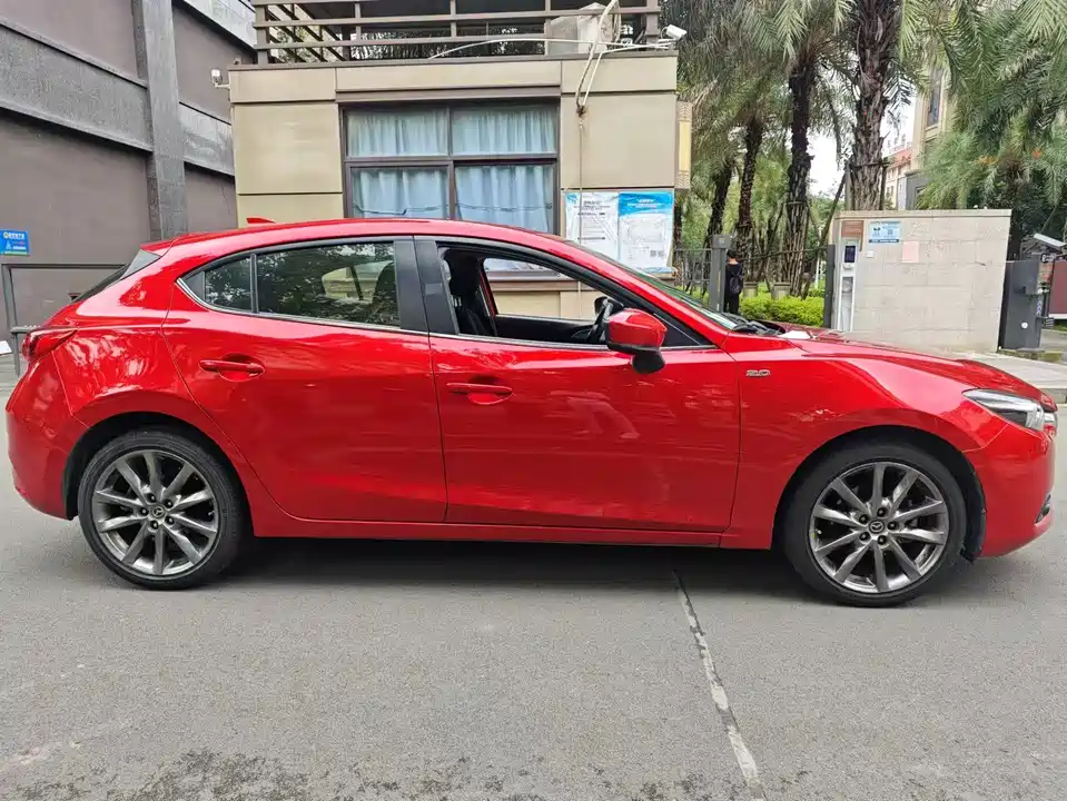 Mazda 3 Angkesaila
